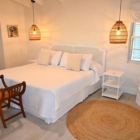 Little Good Harbour Hotel Сейнт Питър Екстериор снимка